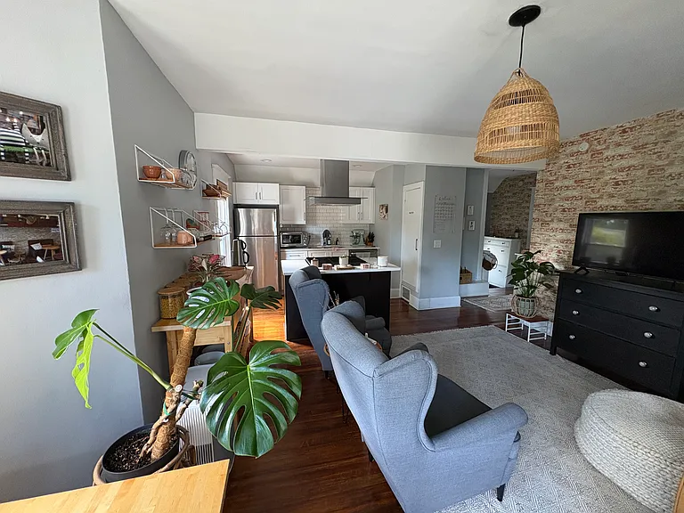 54 Langslow St #2 — Photo 14
