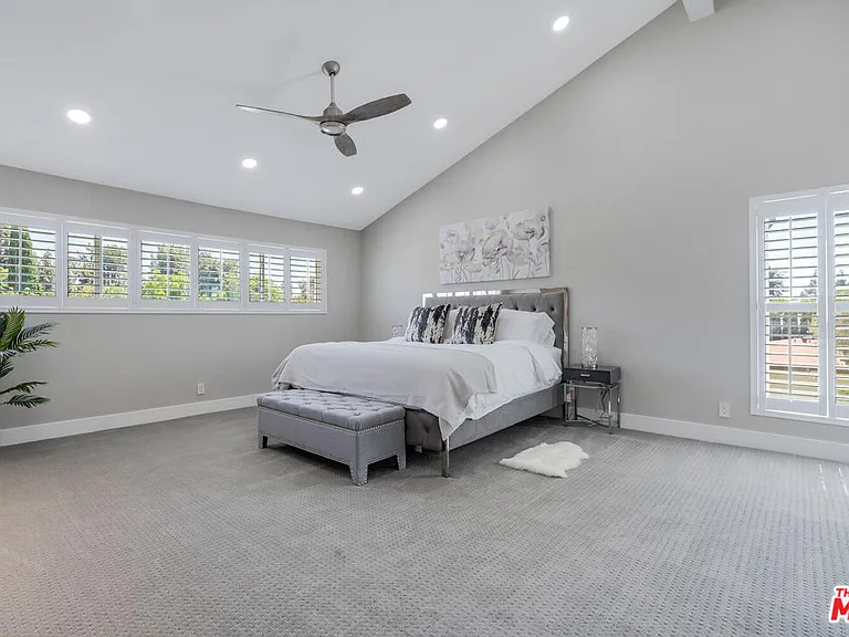 10741 Delco Ave — Photo 20