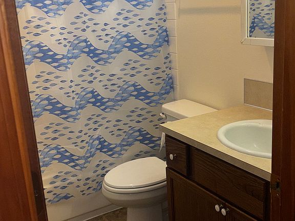 5th image of 397 Sussex Ave E #2