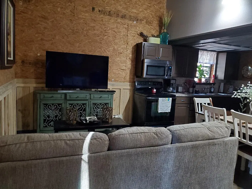 229 Concho Dr — Photo 3