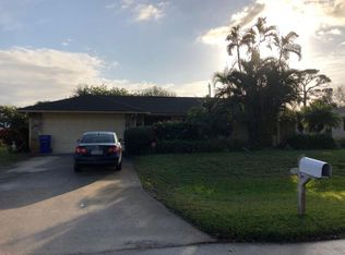 458 10th Ct, Vero Beach, FL 32962