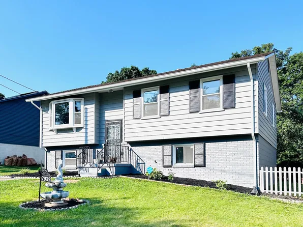 7937 Polk St, Lanham, MD 20706