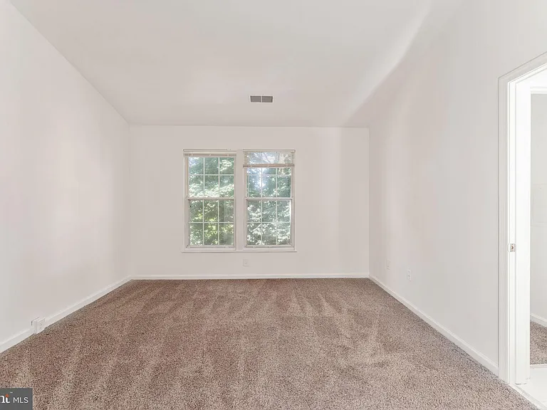 6219 Bella Dr — Photo 30