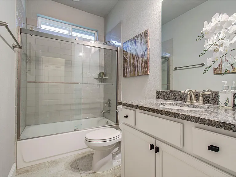 19029 Villa Ln — Photo 7