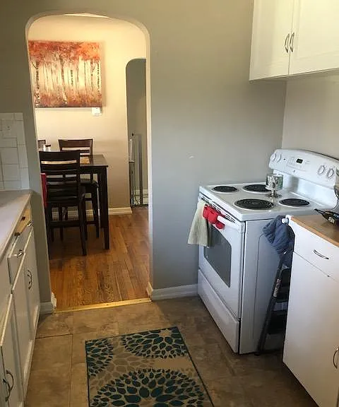 2520 Poplar St — Photo 4