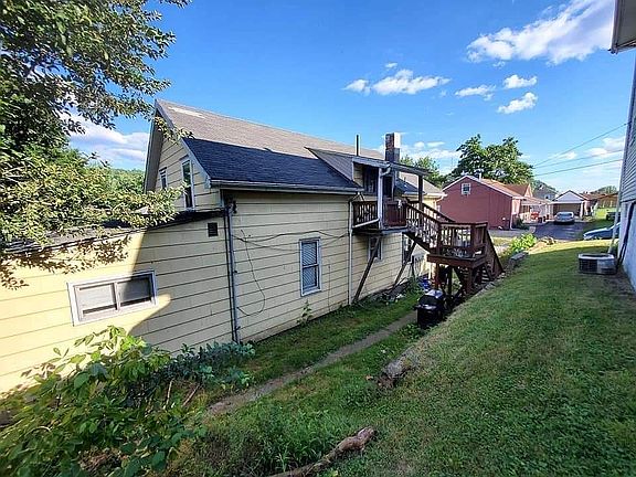 2nd image of 326 Orr St