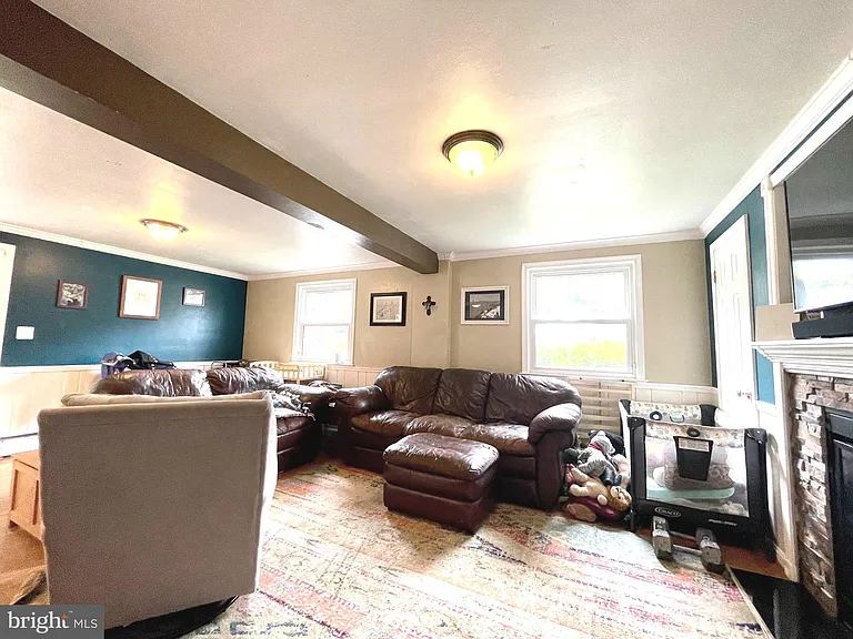 10315 Beaumont St — Photo 7
