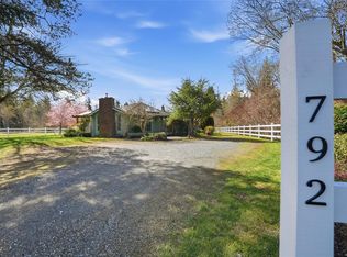 792 Bennett Rd, Nanaimo, BC V9K 1N1