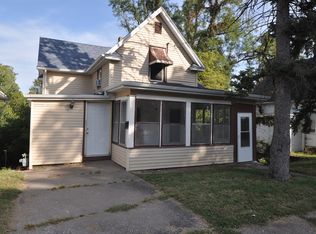 1803 Belle Ave, Davenport, IA 52803