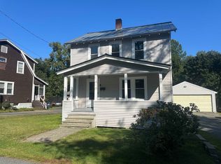 4 Kiniry St, Windsor, VT 05089