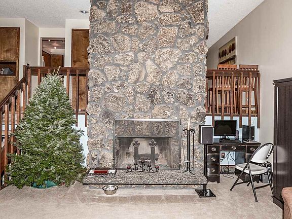 4th image of 1303 S Mica Park Dr