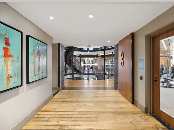 888 Main Street image 13 of 14