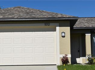 1012 SW 11th Ct, Cape Coral, FL 33991