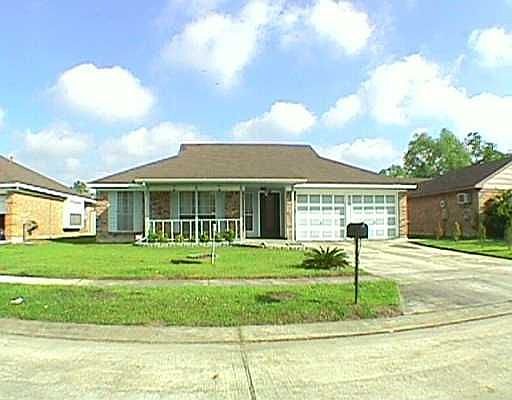 1st image of 2253 Sugarloaf Dr