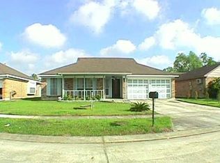 2253 Sugarloaf Dr, Harvey, LA 70058