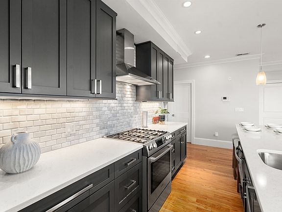 3rd image of 27 Washburn St #5