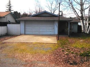 1786 Hart St, Medford, OR 97501