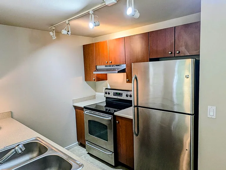 12404 E Gibson Rd #Q302 — Photo 6