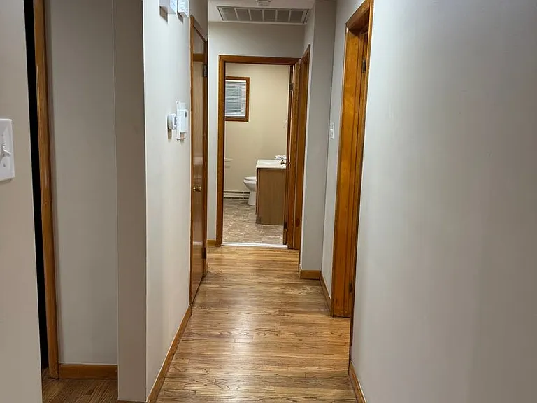 1035 Ridge Ave — Photo 23