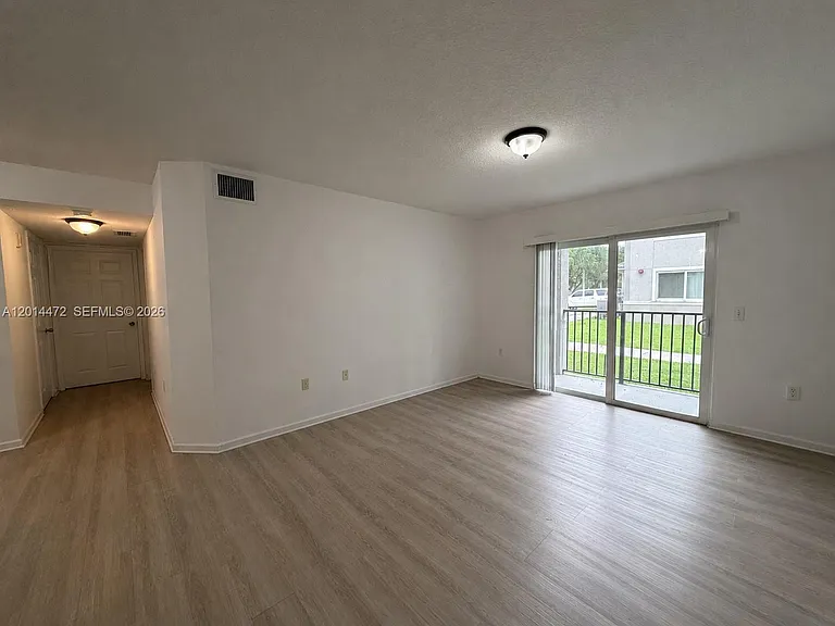 15410 SW 284th St #8102 — Photo 5