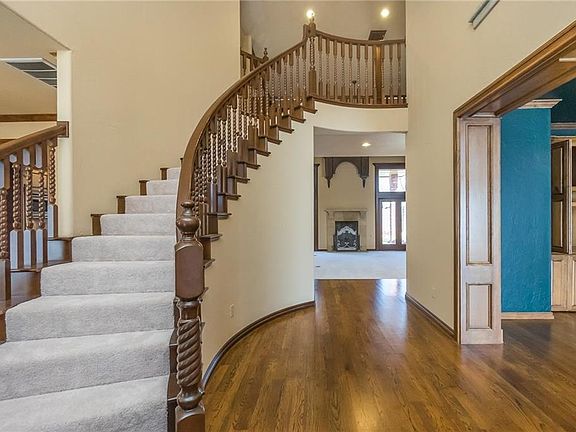 5th image of 13116 Winding Vine Ln