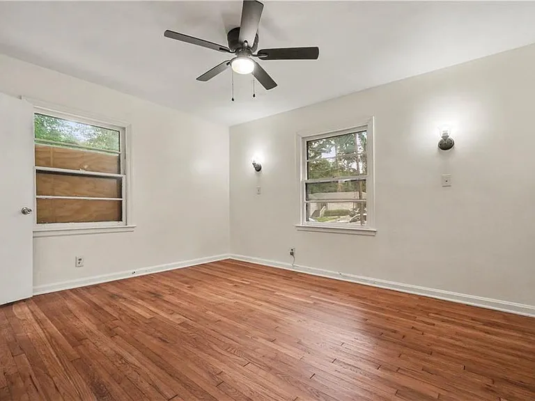 2939 Belvedere Ln — Photo 11