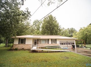 134 Brentwood Dr, Gadsden, AL 35901