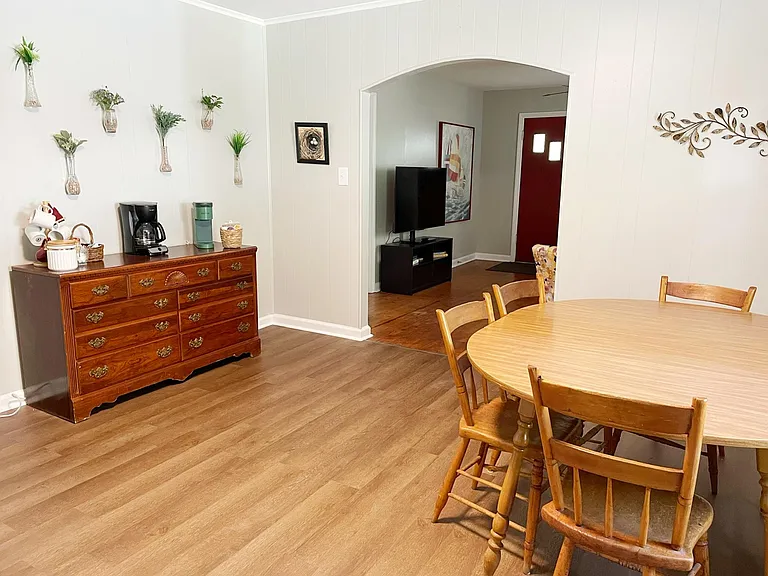 2246 Kooken Ave SW — Photo 7
