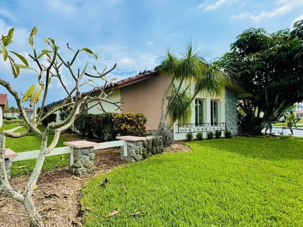 4111 SE 18th Pl #B, Cape Coral, FL 33904