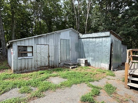 5th image of 10514 Lunenburg Hwy