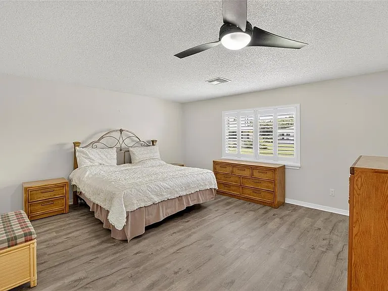 2221 Ivan Ct — Photo 19
