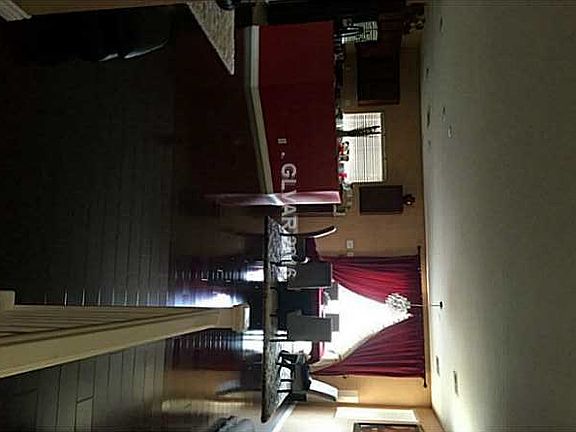 3rd image of 7410 Edgecove Ct