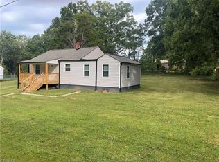 1719 E Delaware Ave, Eden, NC 27288