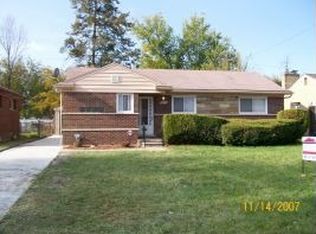 21401 Westhampton Ave, Oak Park, MI 48237