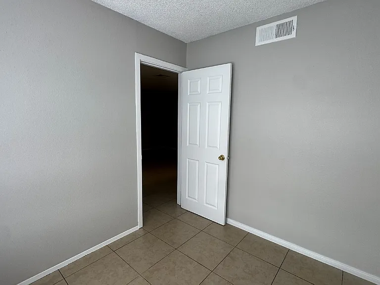 4590 Carriage Park Dr #16C — Photo 11
