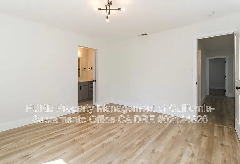 5713 Mesa Verde Cir — Photo 10