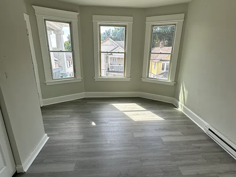 34 Vermont St #3A — Photo 19