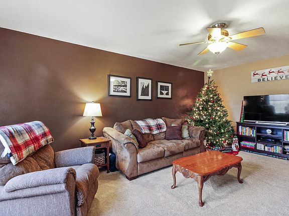 4th image of 8475 S Golden Fields Dr