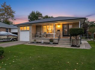 12 Monet Ave, Toronto, ON M9C3N7