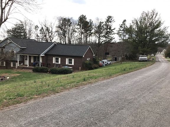 3rd image of 145 Graymille St