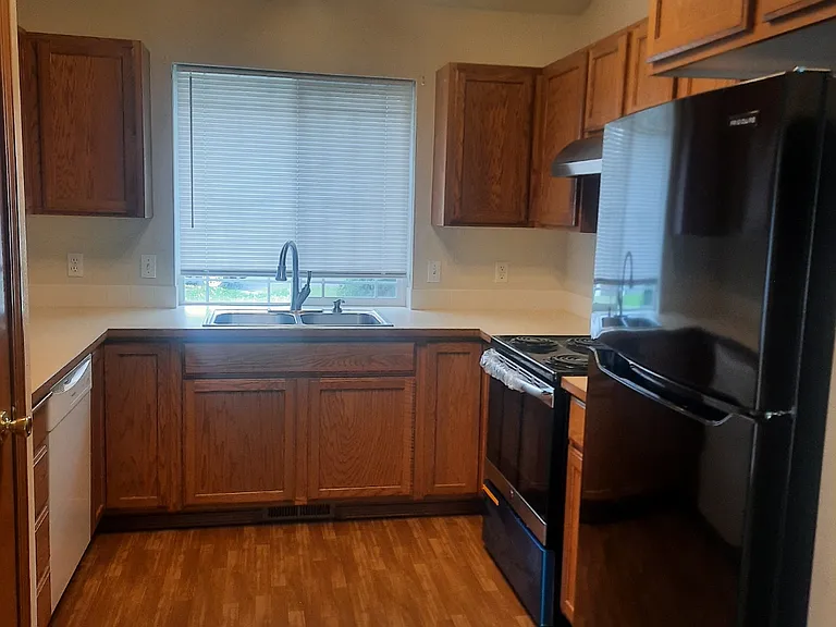 8071 N Ainsworth Dr — Photo 6