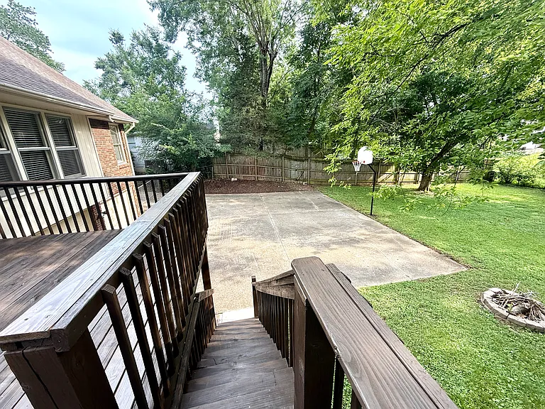 766 Myhr Dr — Photo 39