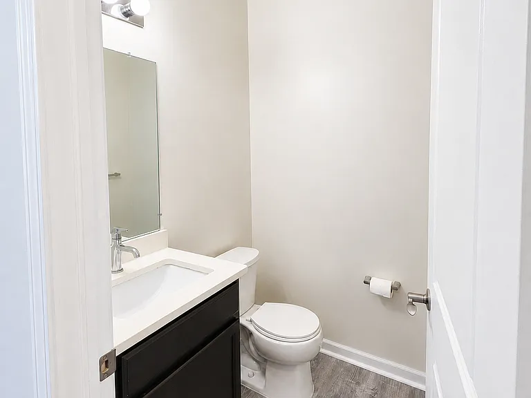 655 Jenny Way — Photo 5