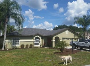9410 69th Ave E, Palmetto, FL 34221