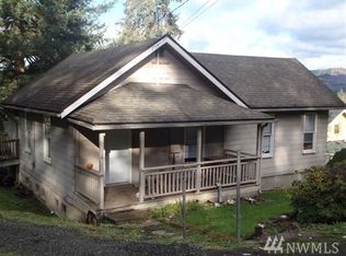 2024 Harvard St, Raymond, WA 98577