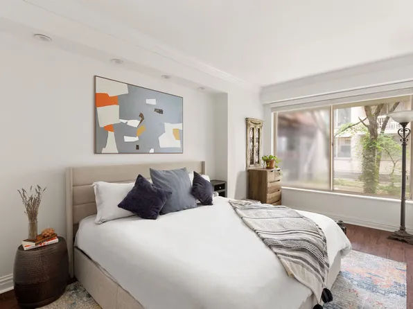 200 East 69th Street image 5 of 6