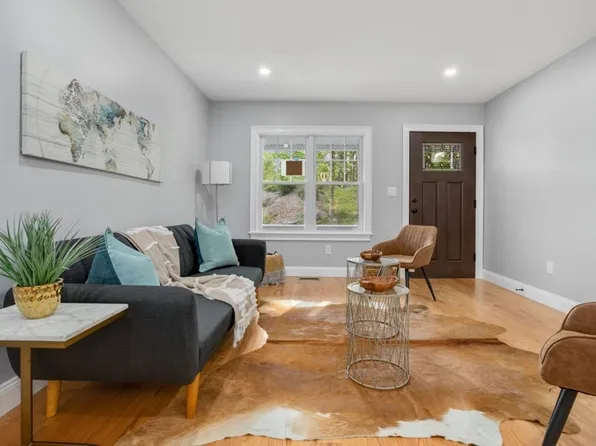 21 Intervale Ave, Saugus, MA 01906