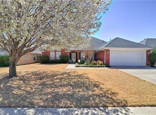 2202 Nugent Dr, Mansfield, TX 76063