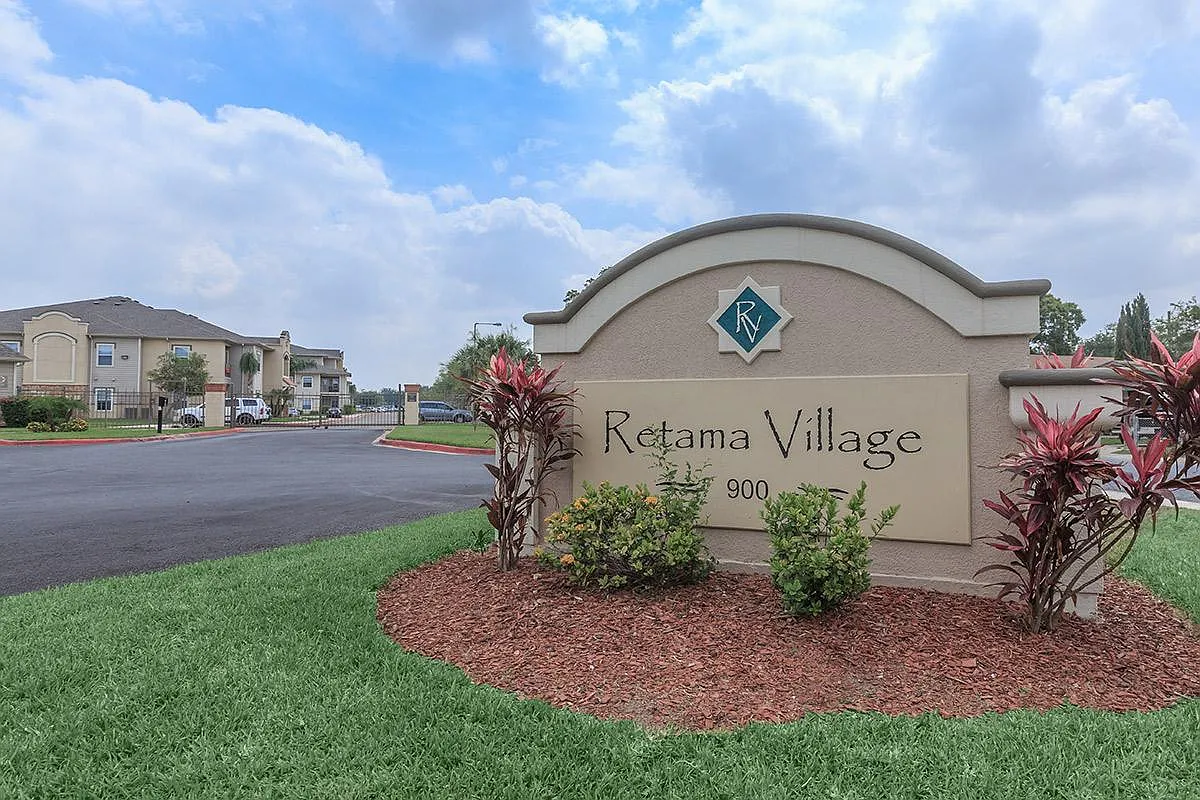 Retama Village Apartments — Photo 3