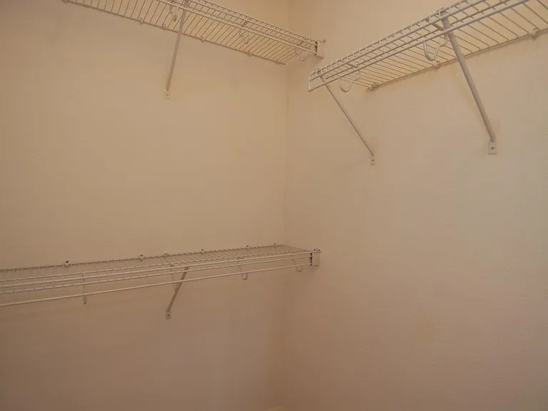 Lexington Park — Photo 14